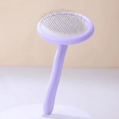 brosse pour chat à poil long mauve