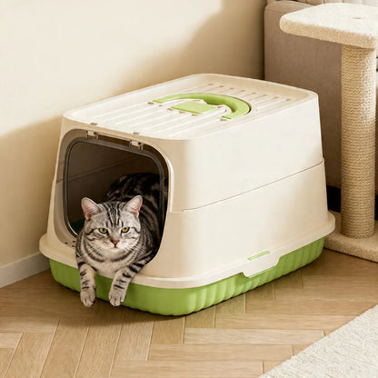 chat fait ses besoins dans le bac a litiere ferme