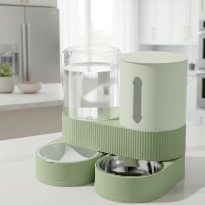 distributeur de croquette vert