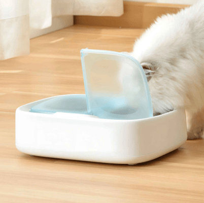 gamelle automatique chat blanche