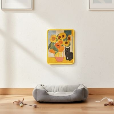 tapis griffoir chat accroché sur le mur 